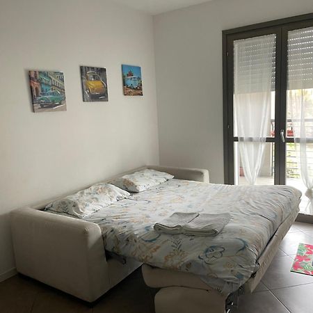 Apartmán Dolcecasaleogiu Con Parcheggio Coperto Gratuito Vitinia Exteriér fotografie