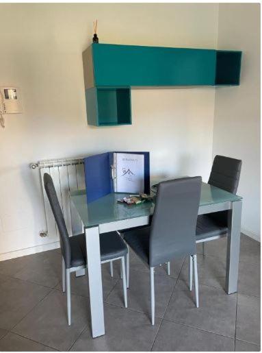 Apartmán Dolcecasaleogiu Con Parcheggio Coperto Gratuito Vitinia Exteriér fotografie