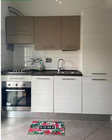 Apartmán Dolcecasaleogiu Con Parcheggio Coperto Gratuito Vitinia Exteriér fotografie